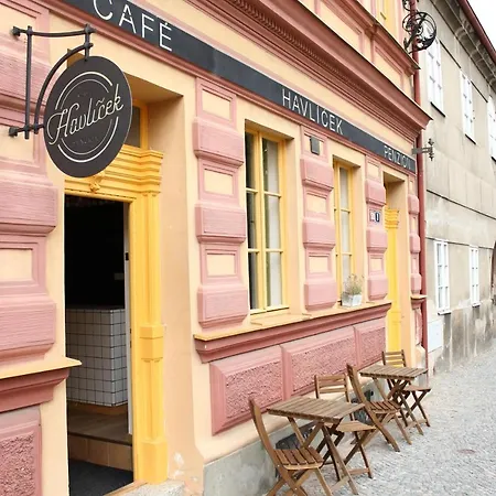 בית הארחה Cafe Havlicek
